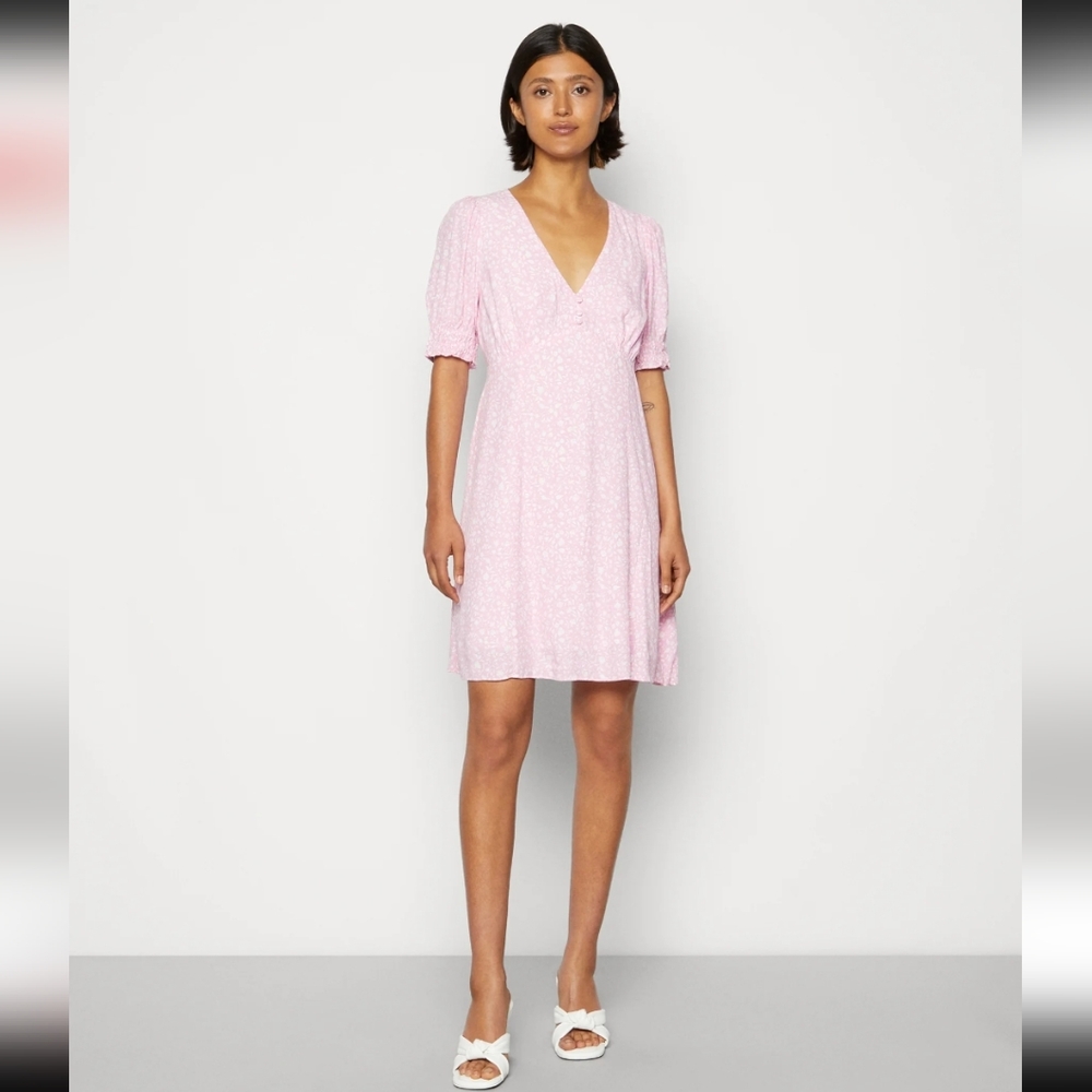 NWT Emily Skater Dress - Size 8
